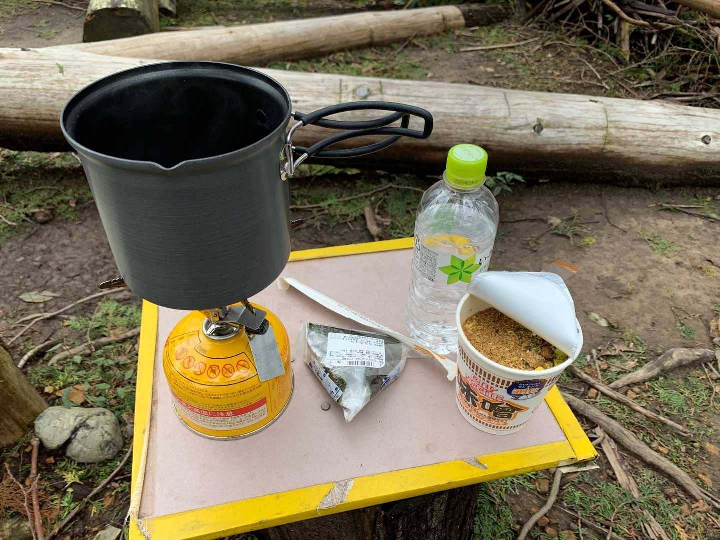 山頂でカップラーメン